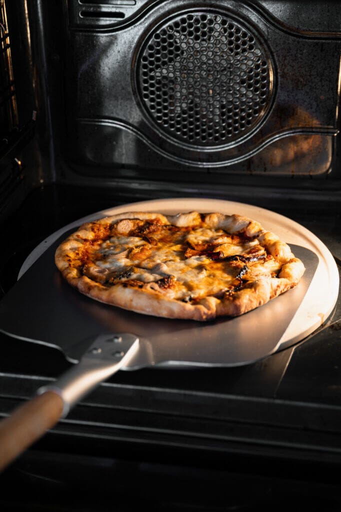 Melanzane alle parmigiana pizza