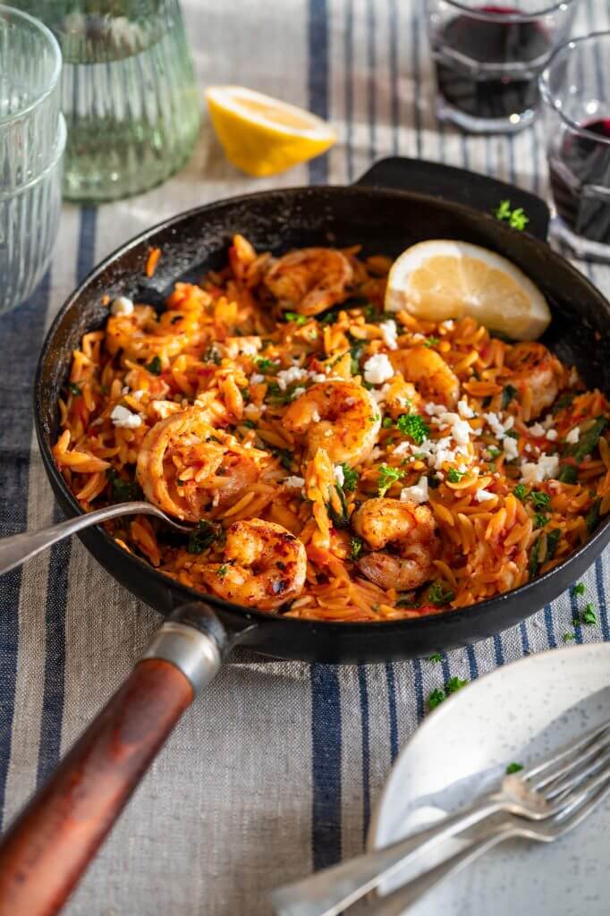 Orzo met garnalen en feta