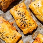 Butter chicken saucijzenbroodjes