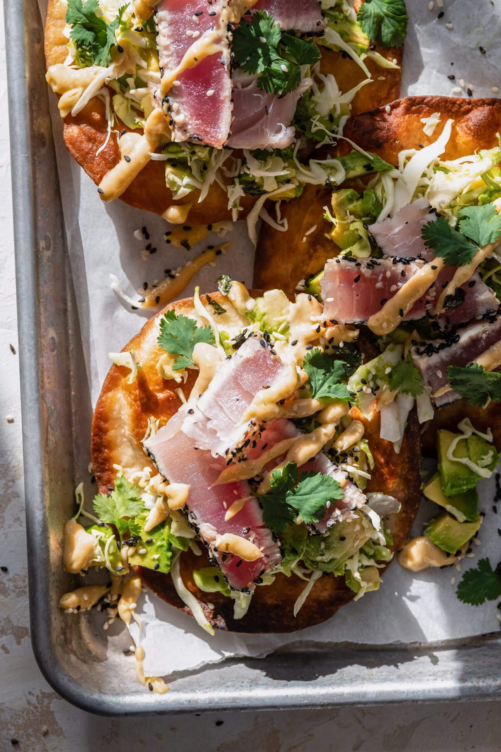 tonijn tataki tostada