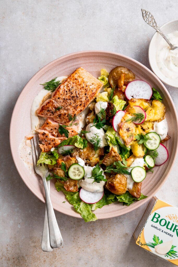 Smashed aardappelen met opgeklopte Boursin