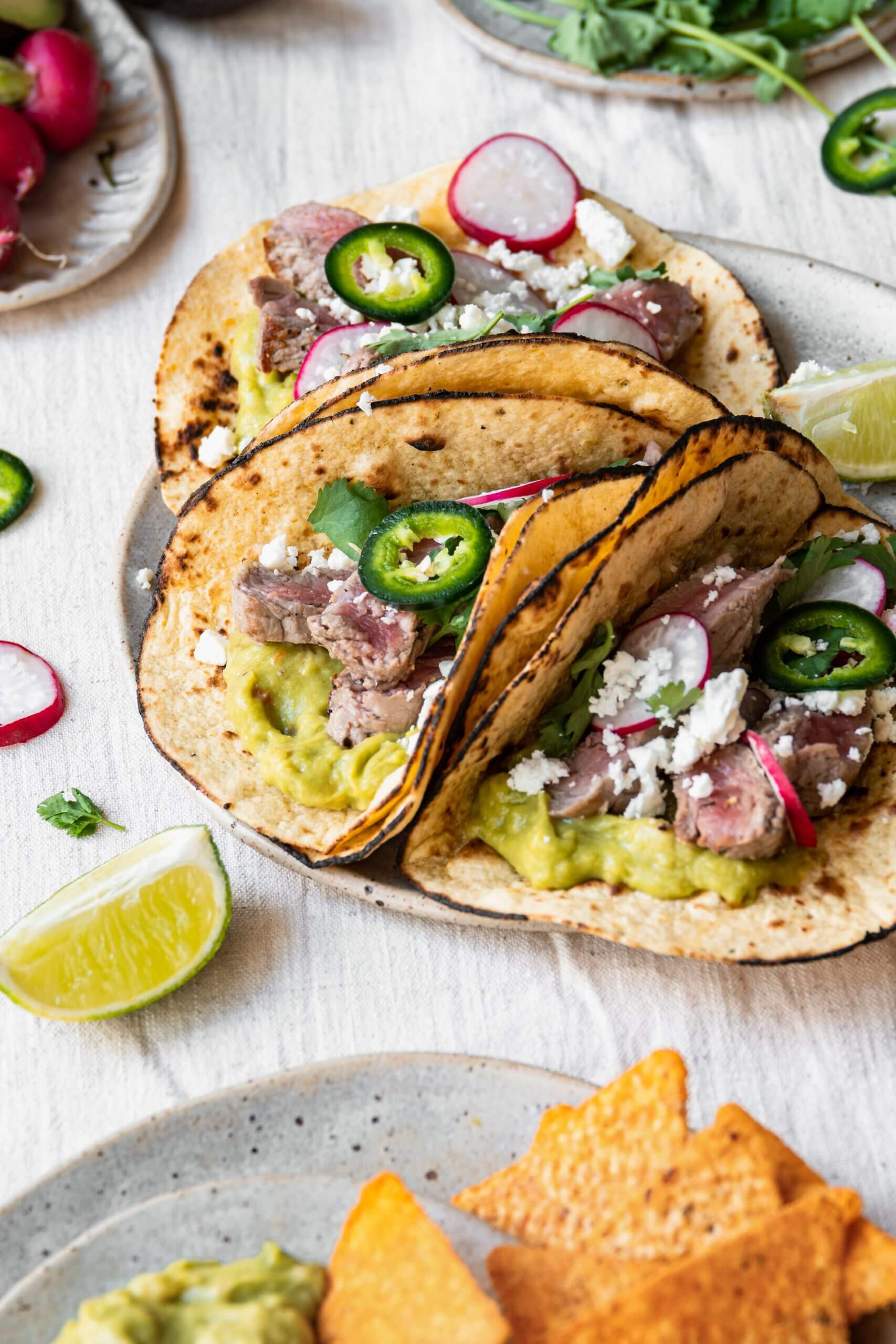 Steak taco’s met avocado crème