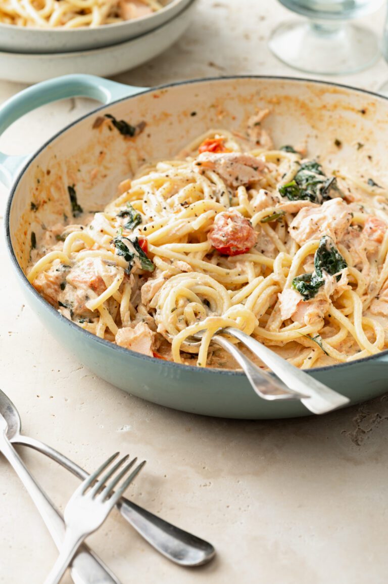 Pasta zalm, Boursin, spinazie en cherrytomaten