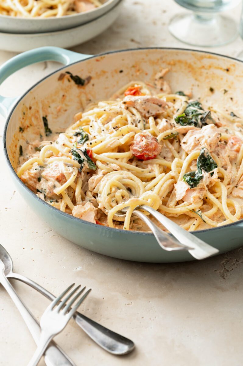 Pasta zalm, Boursin, spinazie en cherrytomaten